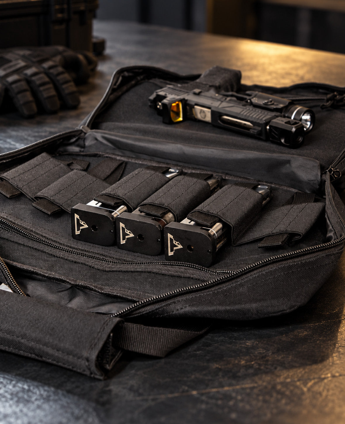 Paladin Pistol Bag mit Magazinhaltern